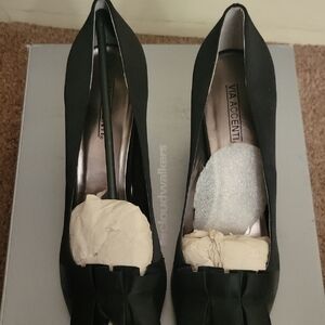 Via Accenti Black Women's Heels